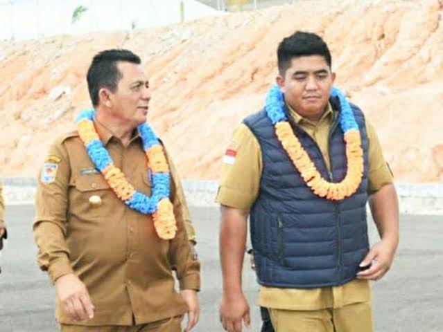 Ayah dan Anak Bertarung di Pilkada Serentak Kepri 2024: Ansar Ahmad dan Roby Kurniawan Optimis Menang